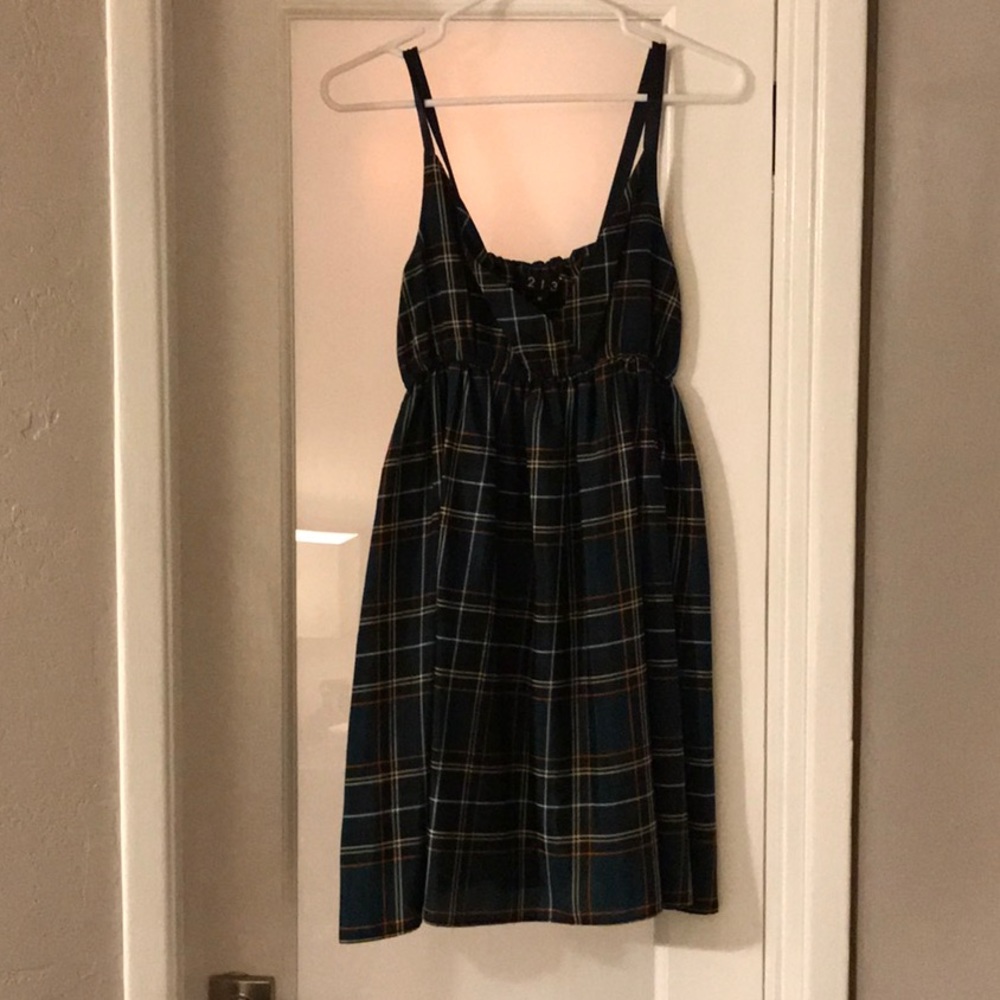 Nordstrom Cute silk plaid dress - size medium